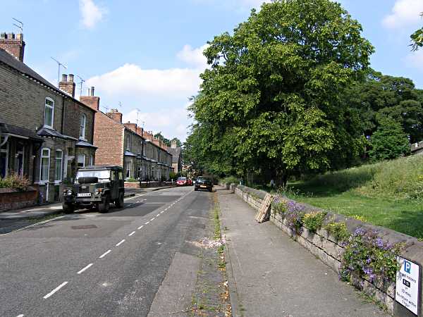 Looking towards Cromwell Road..