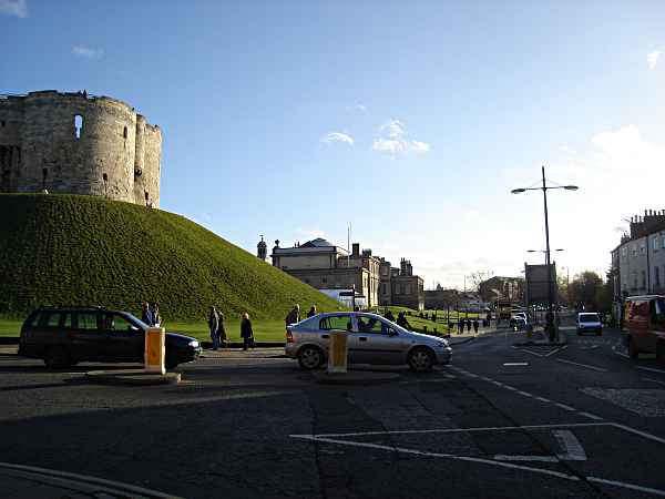 Looking at the Castle and Tower Street.