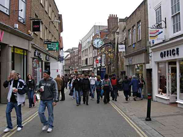 Looking towards Spurriergate.