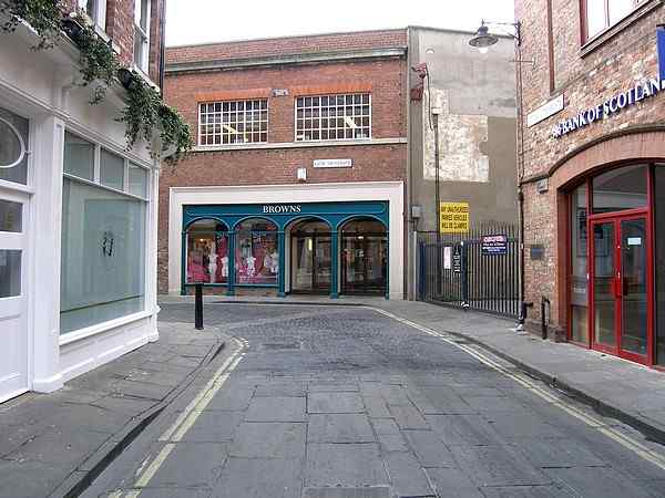 Looking towards Back Swinegate.