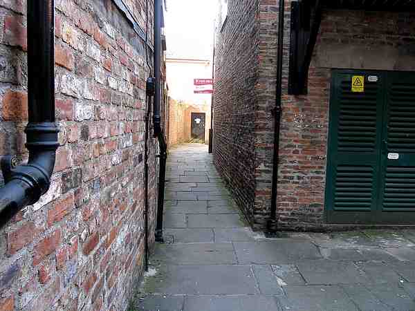 Looking towards Swinegate.
