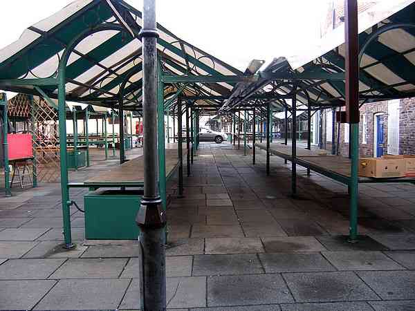 Looking north west (towards Little Shambles and Newgate). 