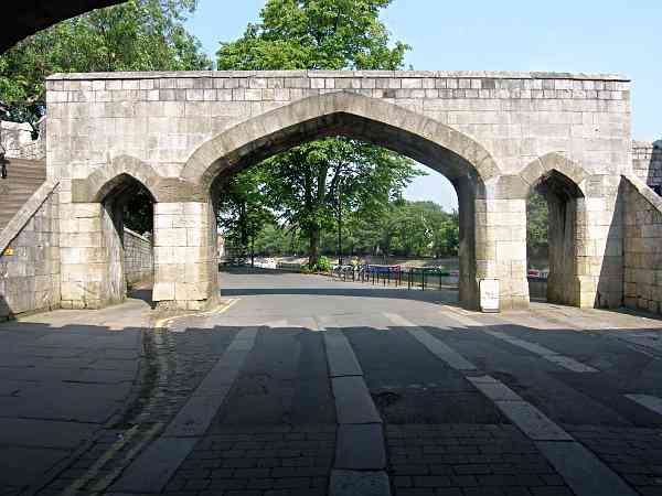 Looking towards the Bar Wall and west along the.south bank of the River Ouse