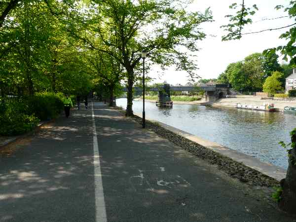 Looking north west along the south bank of the River Ouse