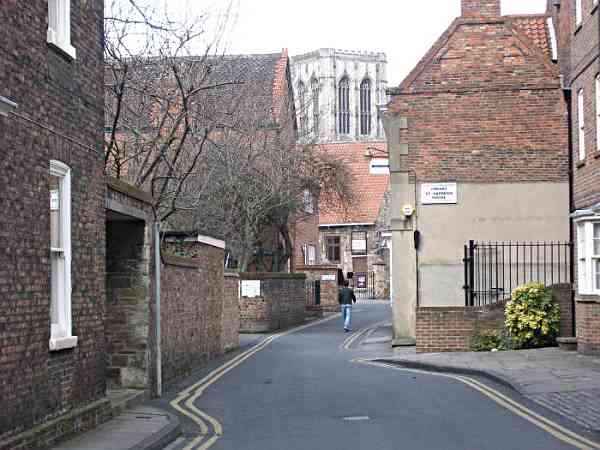 Heading towards St Andrewgate and King's Square..