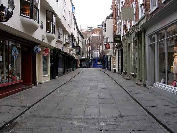  Looking towards Petergate and the Minster.