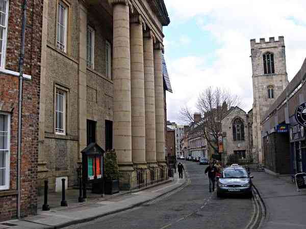 Looking towards Spen Lane.