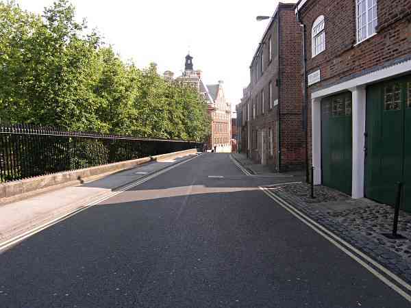 Looking towards Tanner Row.