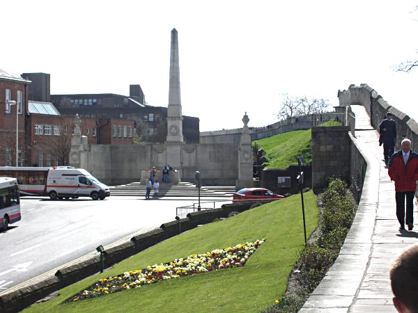 Looking towards Tofts Tower, the most westerly point of the Bar Walls.